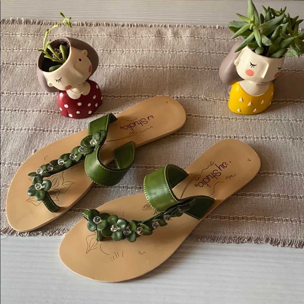 Bay Studio green flowered sandals